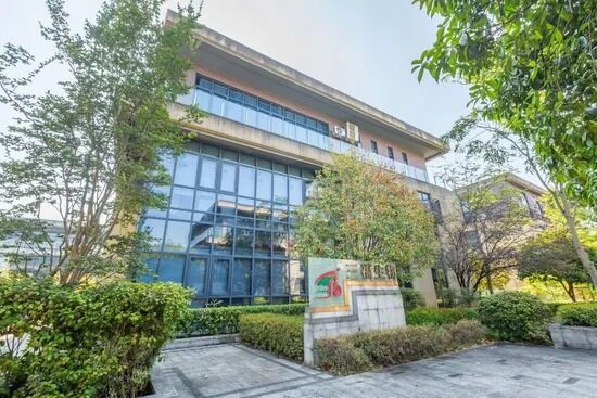 Ekstrak Poria Cocos 10% Polisakarida Bubuk Kuning Coklat Halus untuk Makanan Fungsional dan Perawatan Kesehatan